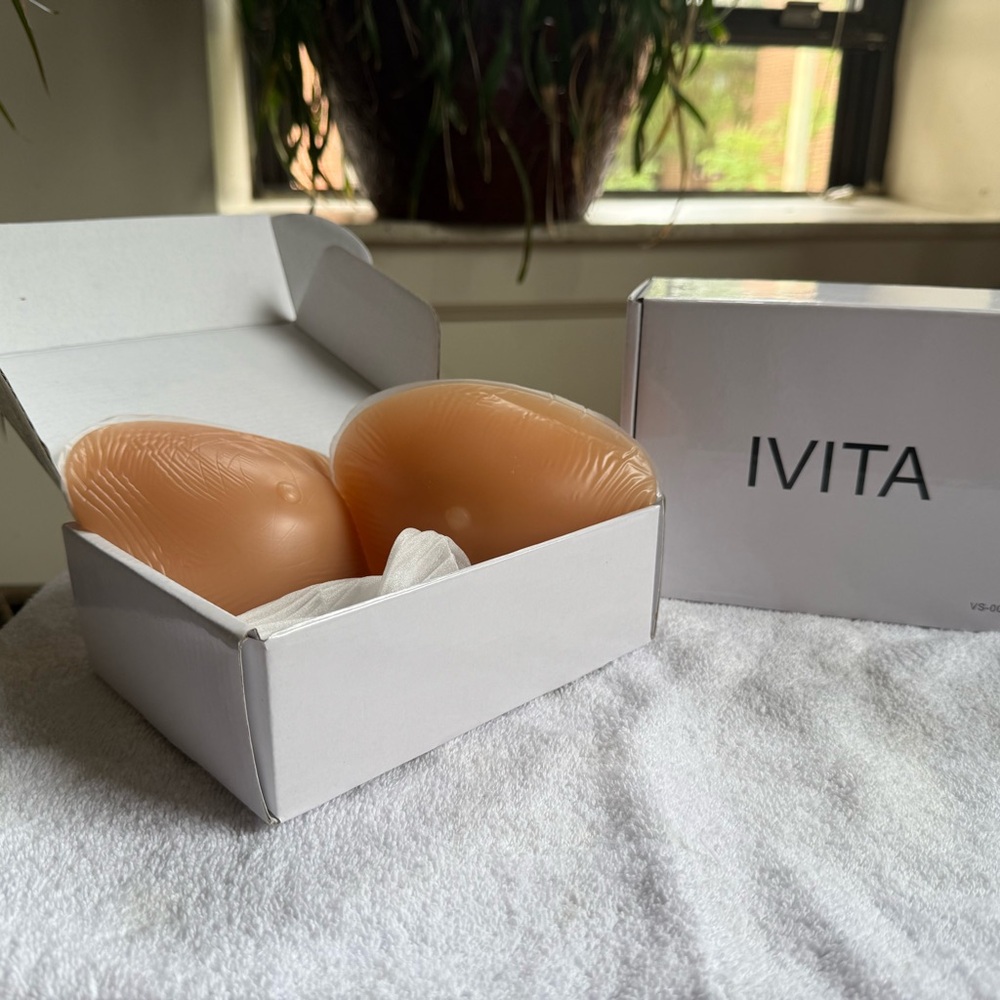 IVITA Silicone Breast Forms